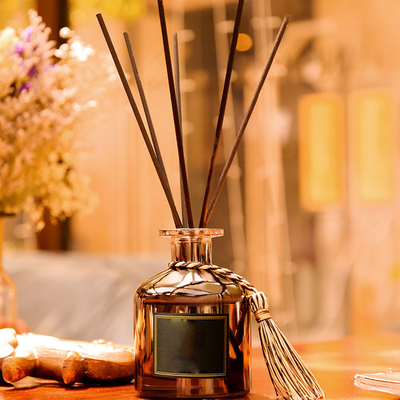 Бутылка 50ml отражетеля Reed деревянного ротанга благоуханием крышки черная с ручкой